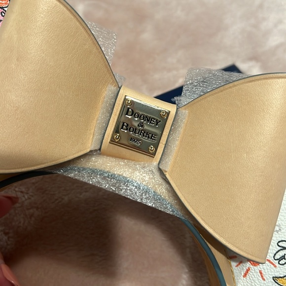 Dooney & Bourke Disney Ears, new in dust bag - Picture 3 of 4